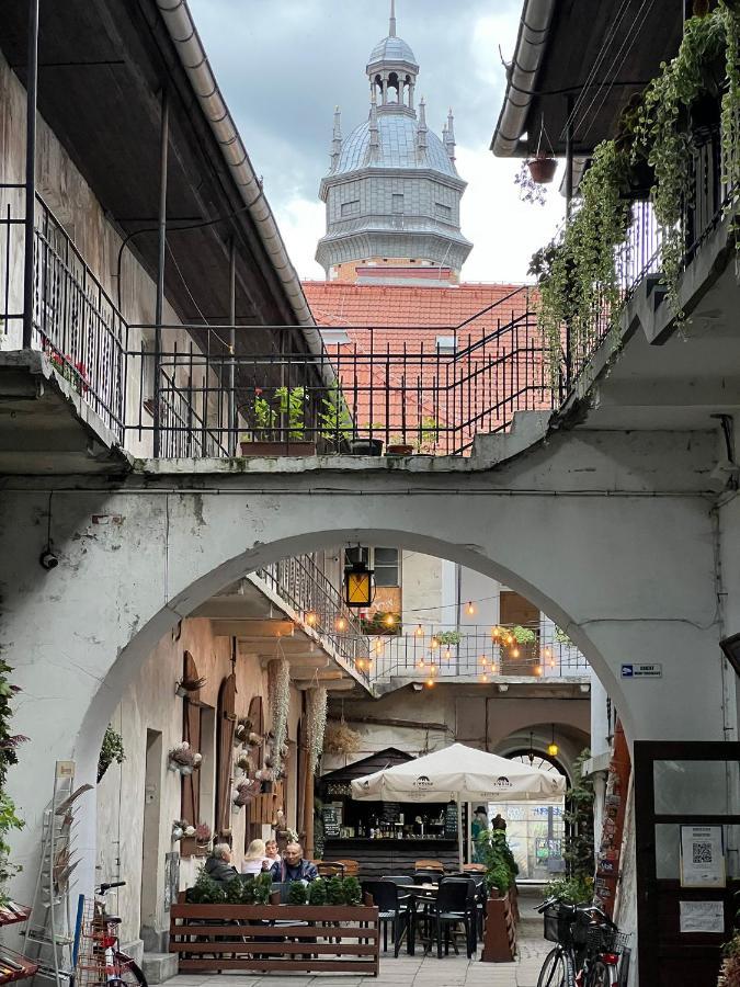 Industrial Apartment - Jewish Quarter By Upstairs Krakow Ngoại thất bức ảnh